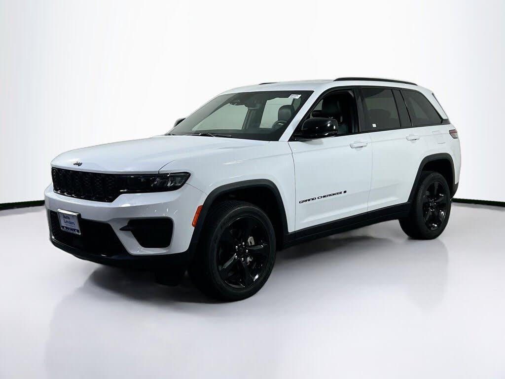 2022 Jeep Grand Cherokee Altitude 4WD