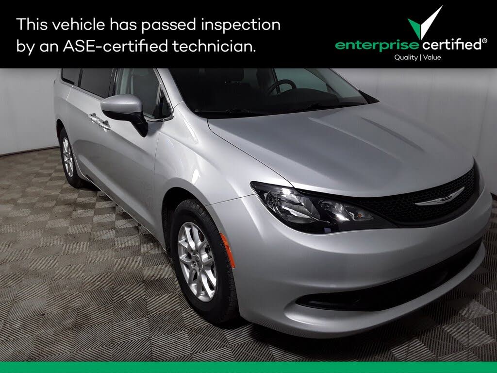 2023 Chrysler Voyager LX FWD