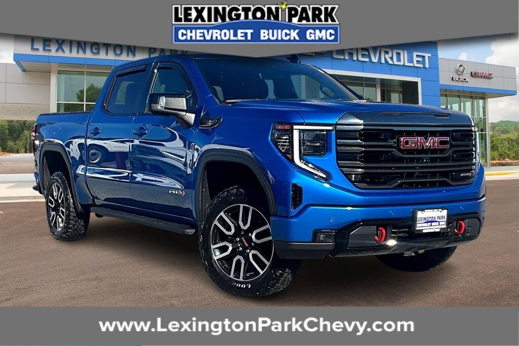 2023 GMC Sierra 1500 AT4 Crew Cab 4WD