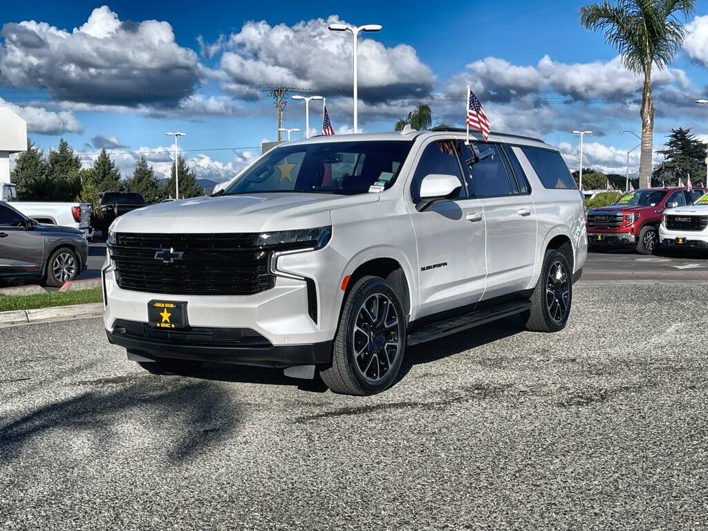 2024 Chevrolet Suburban RST 4WD