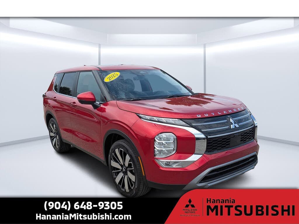 2025 Mitsubishi Outlander SE FWD