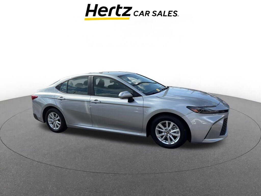 2025 Toyota Camry LE FWD