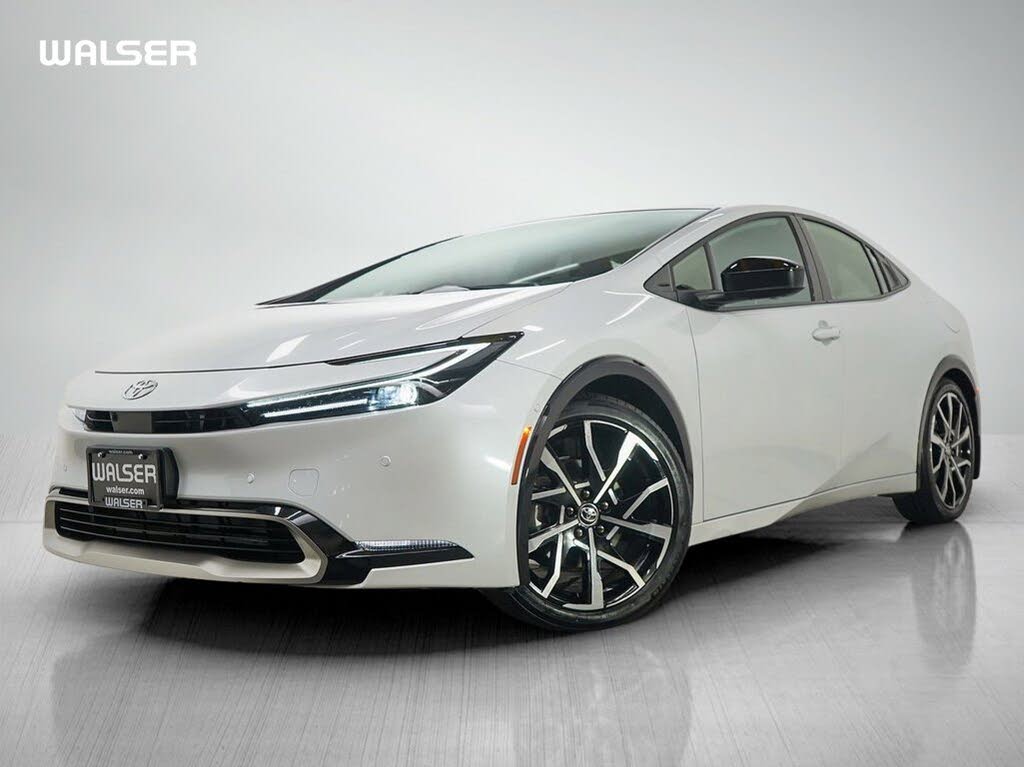 2025 Toyota Prius Plug-In Hybrid XSE Premium FWD