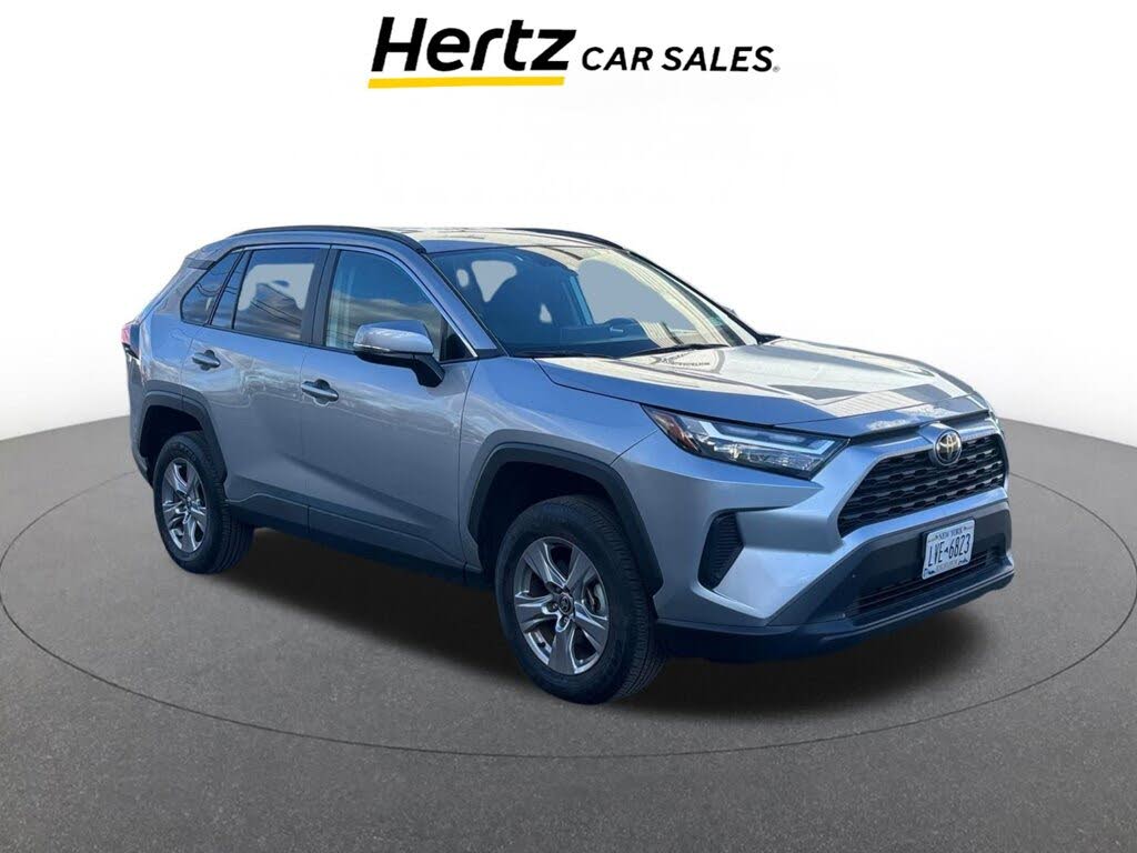 2025 Toyota RAV4 XLE FWD
