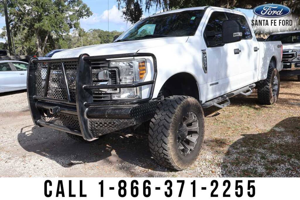 2019 Ford F-250 Super Duty Lariat Crew Cab 4WD