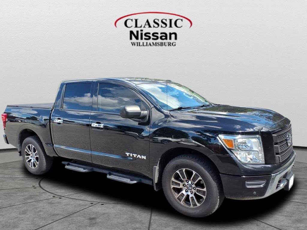 2021 Nissan Titan SV Crew Cab 4WD