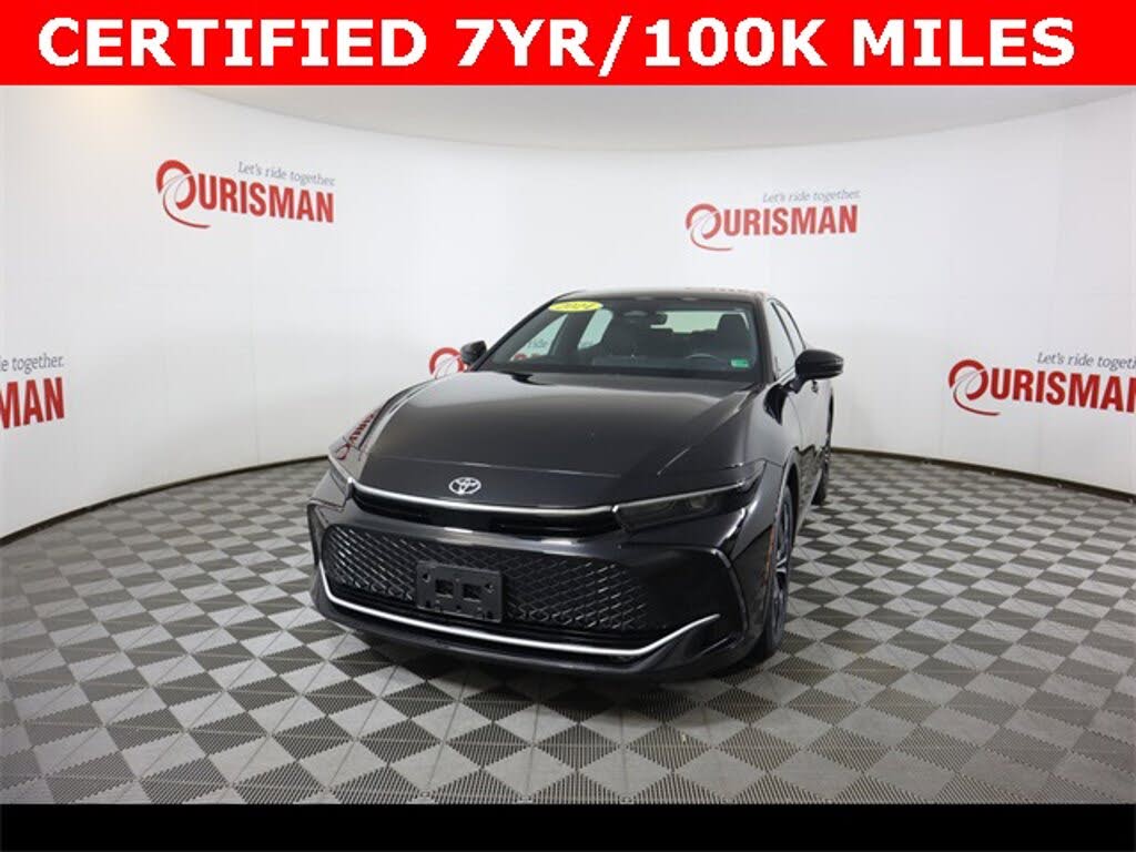 2024 Toyota Crown XLE AWD