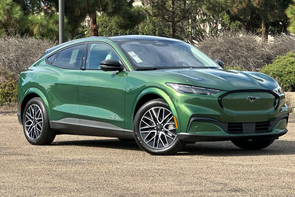 2025 Ford Mustang Mach-E Premium RWD