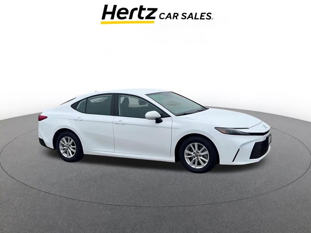 2025 Toyota Camry LE FWD