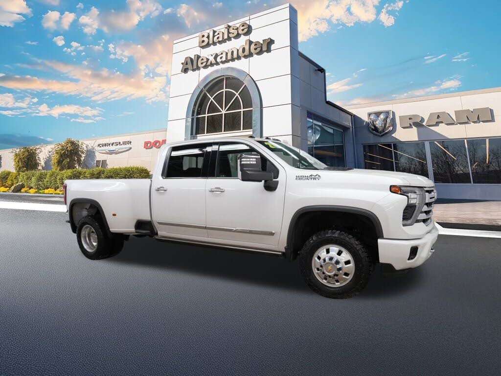2024 Chevrolet Silverado 3500HD High Country Crew Cab 4WD