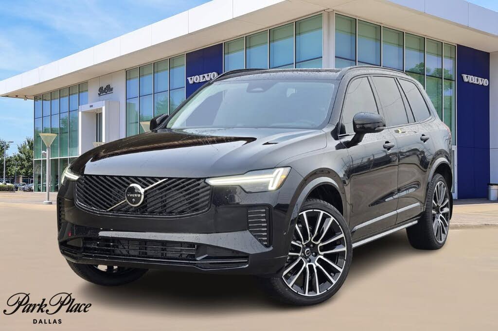 2026 Volvo XC90 B6 Ultra Dark 7-Passenger AWD