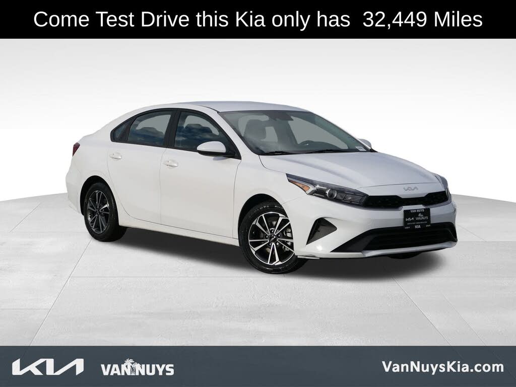 2023 Kia Forte LXS FWD