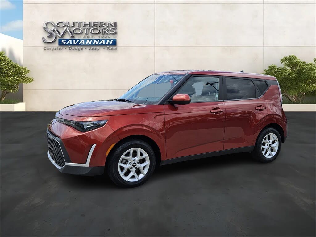 2023 Kia Soul LX FWD