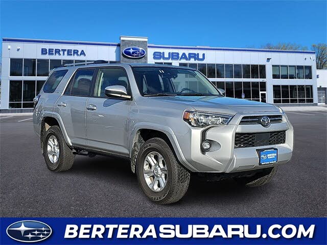 2024 Toyota 4Runner SR5 4WD