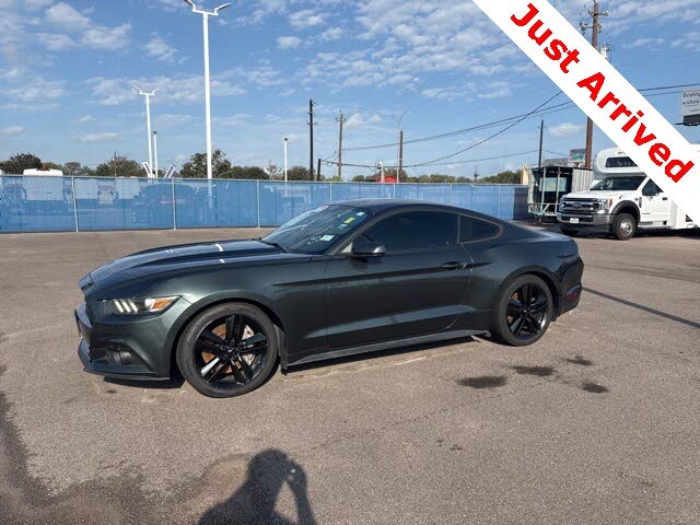 2015 Ford Mustang EcoBoost Coupe RWD