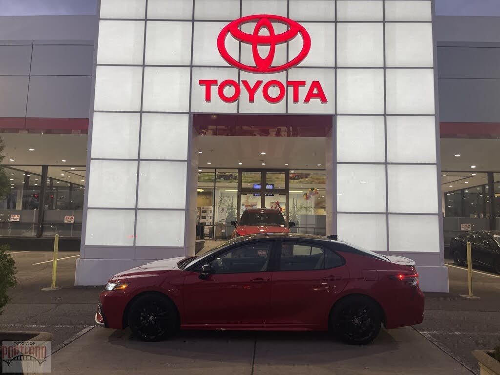 2024 Toyota Camry XSE V6 FWD