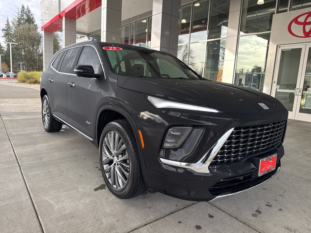 2025 Buick Enclave Avenir AWD