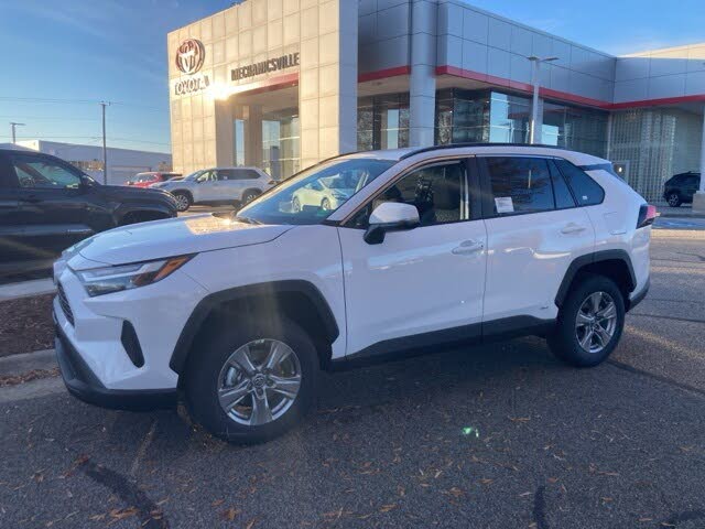 2025 Toyota RAV4 Hybrid XLE AWD