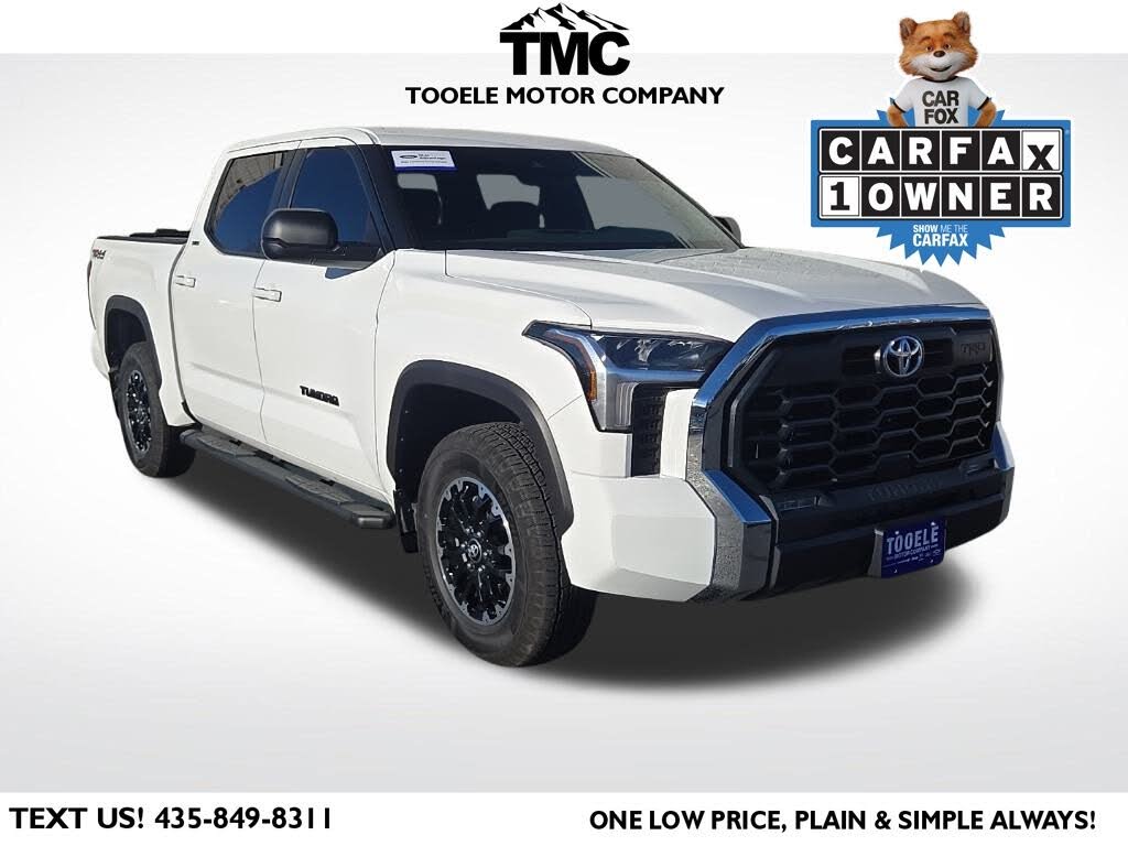 2025 Toyota Tundra SR5 CrewMax Cab 4WD