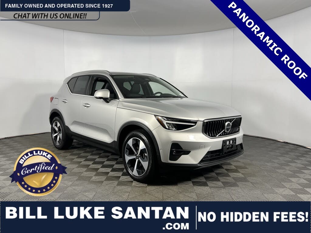 2025 Volvo XC40 B5 Plus Bright Theme AWD