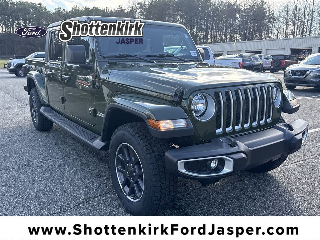 2022 Jeep Gladiator Overland Crew Cab 4WD