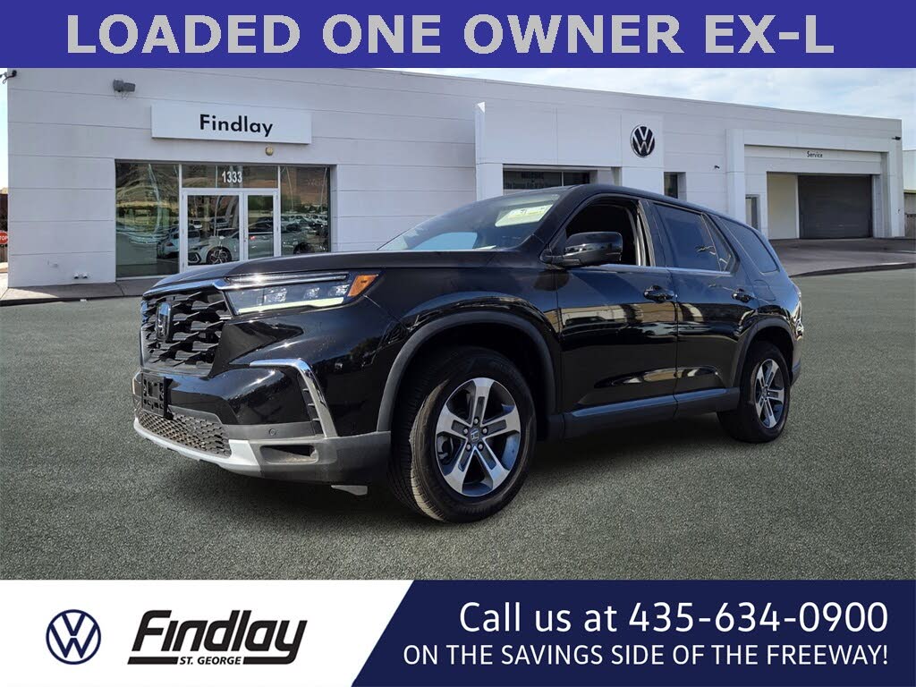 2023 Honda Pilot EX-L FWD with Captains Chairs