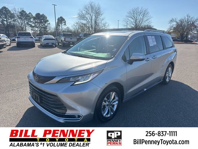 2023 Toyota Sienna Limited 7-Passenger FWD