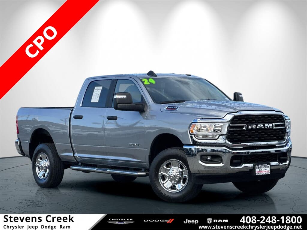 2024 RAM 2500 Big Horn Crew Cab 4WD
