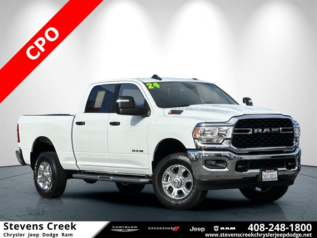 2024 RAM 2500 Big Horn Crew Cab 4WD