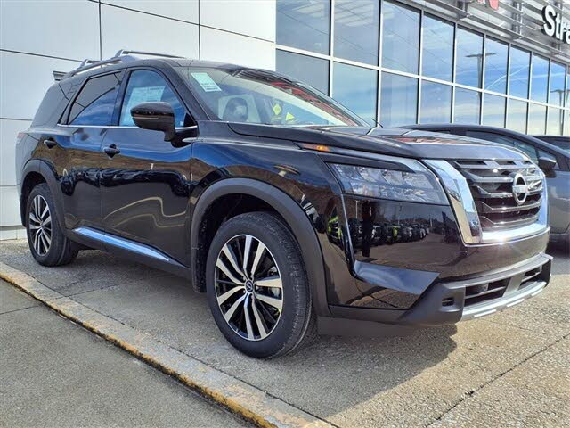 2025 Nissan Pathfinder Platinum 4WD