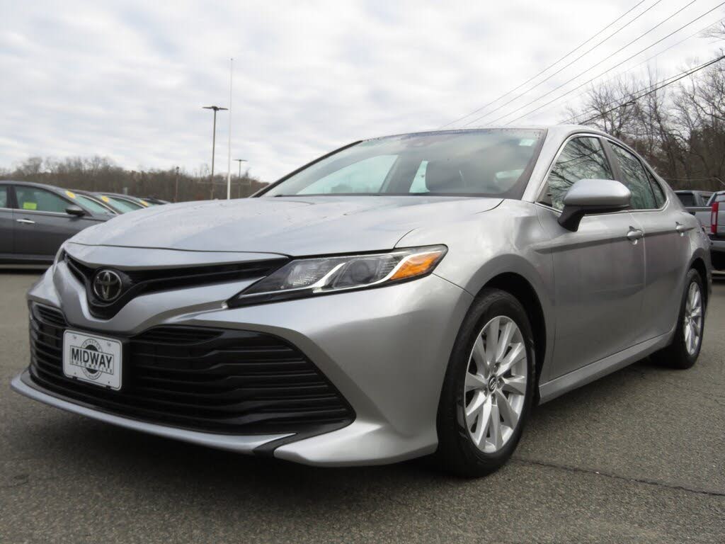 2019 Toyota Camry LE FWD