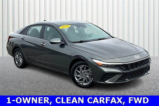 2024 Hyundai Elantra SEL FWD