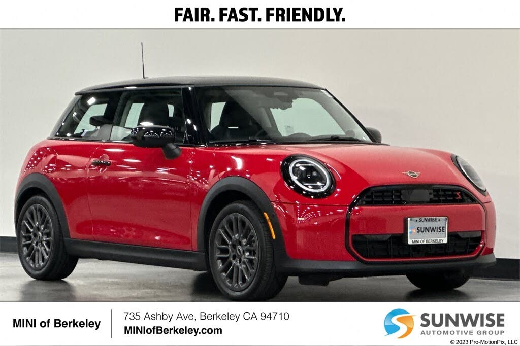 2025 MINI Cooper S Signature Trim 2-door Hatchback