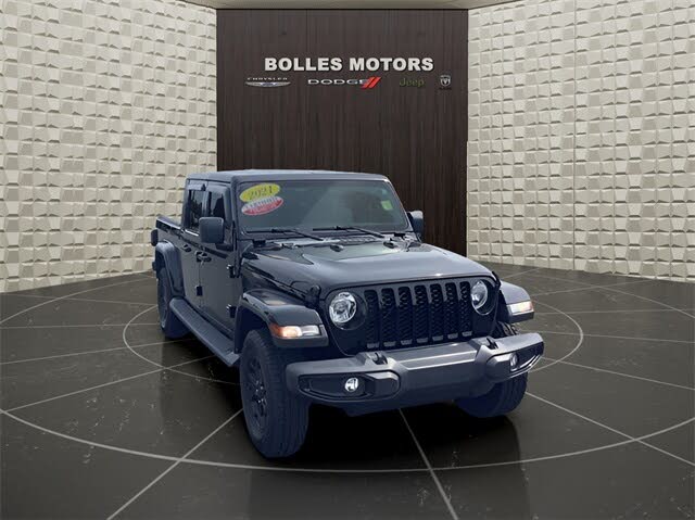 2021 Jeep Gladiator Willys Crew Cab 4WD
