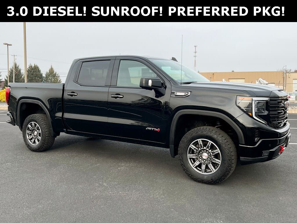 2024 GMC Sierra 1500 AT4 Crew Cab 4WD