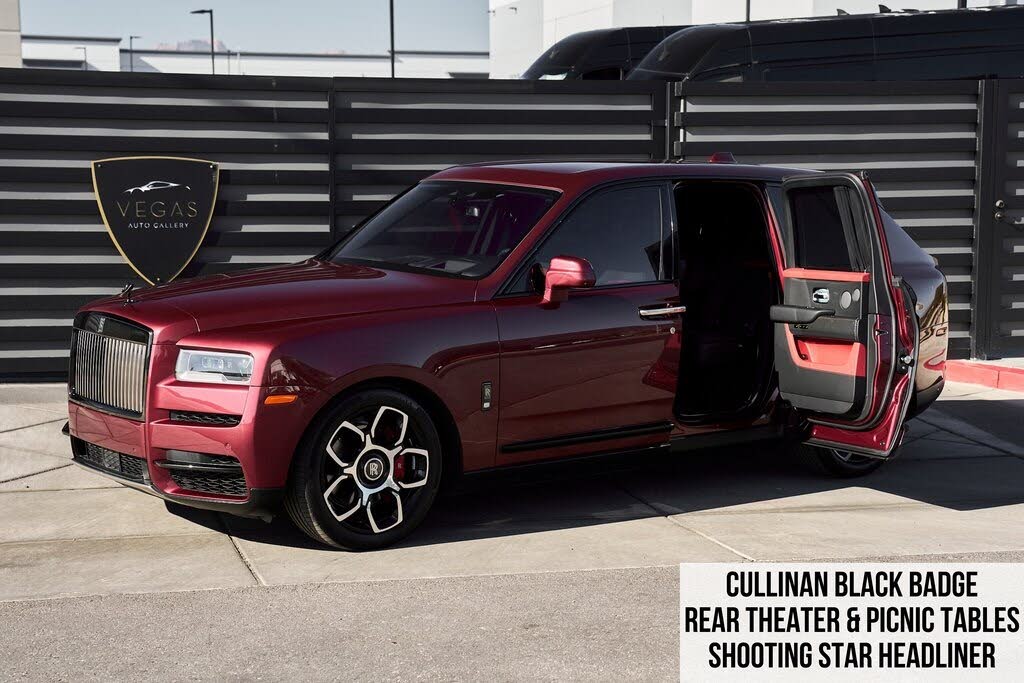 2022 Rolls-Royce Cullinan Black Badge AWD
