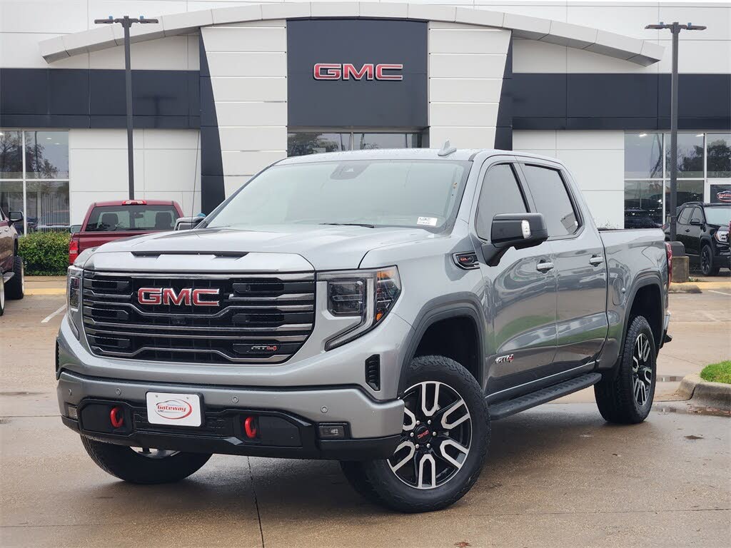 2024 GMC Sierra 1500 AT4 Crew Cab 4WD