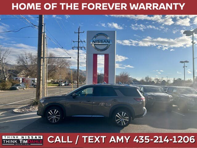 2025 Nissan Pathfinder Platinum 4WD