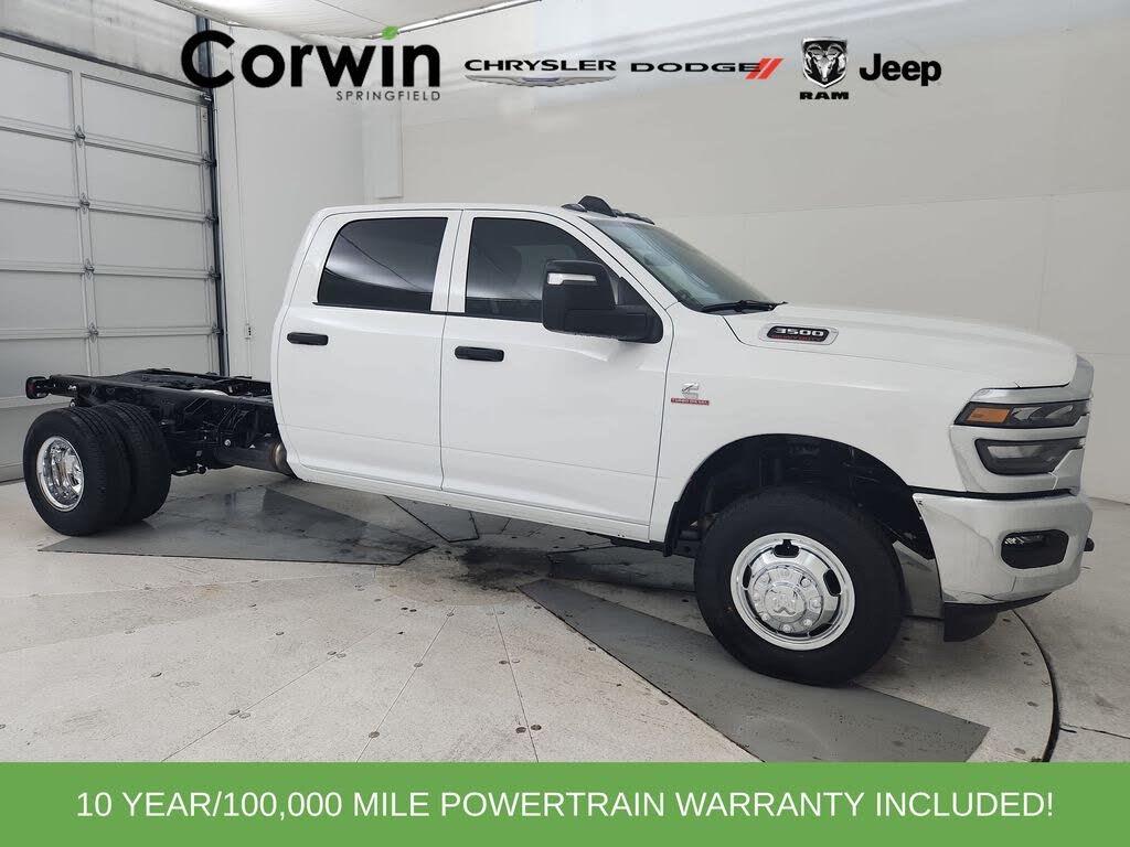 2026 RAM 3500 Chassis Tradesman Crew Cab LB DRW 4WD