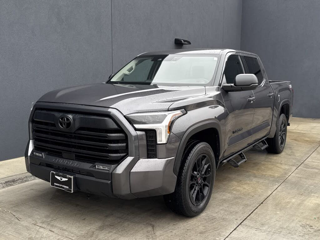 2023 Toyota Tundra SR5 CrewMax Cab 4WD