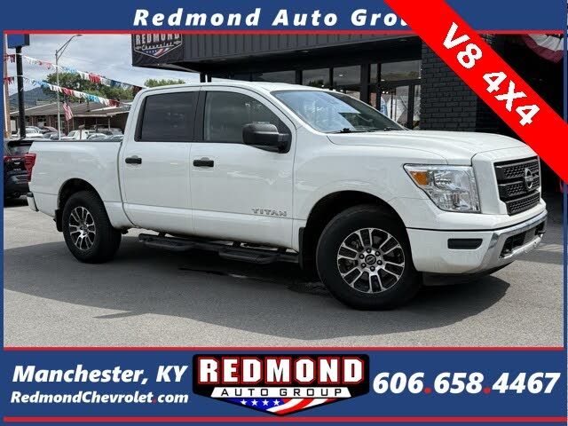 2024 Nissan Titan SV Crew Cab 4WD