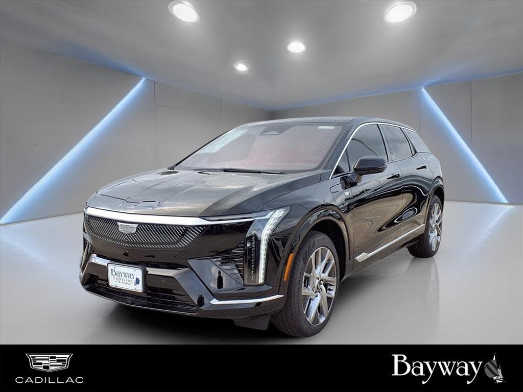 2026 Cadillac OPTIQ Premium Luxury AWD