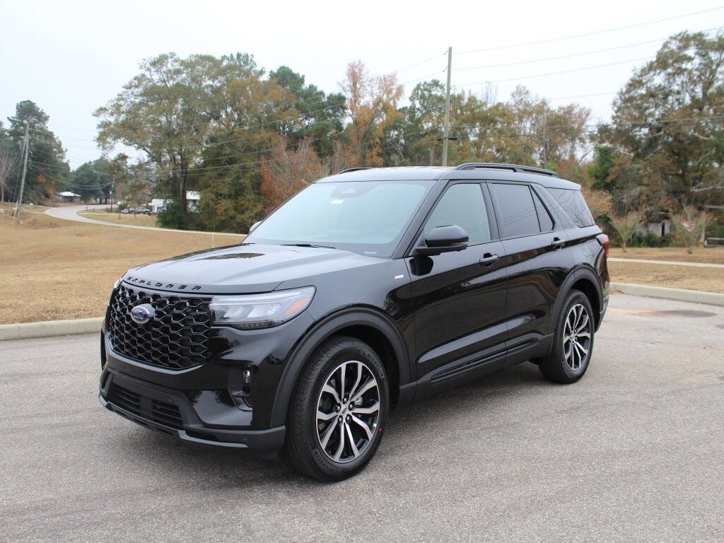 2026 Ford Explorer ST-Line RWD