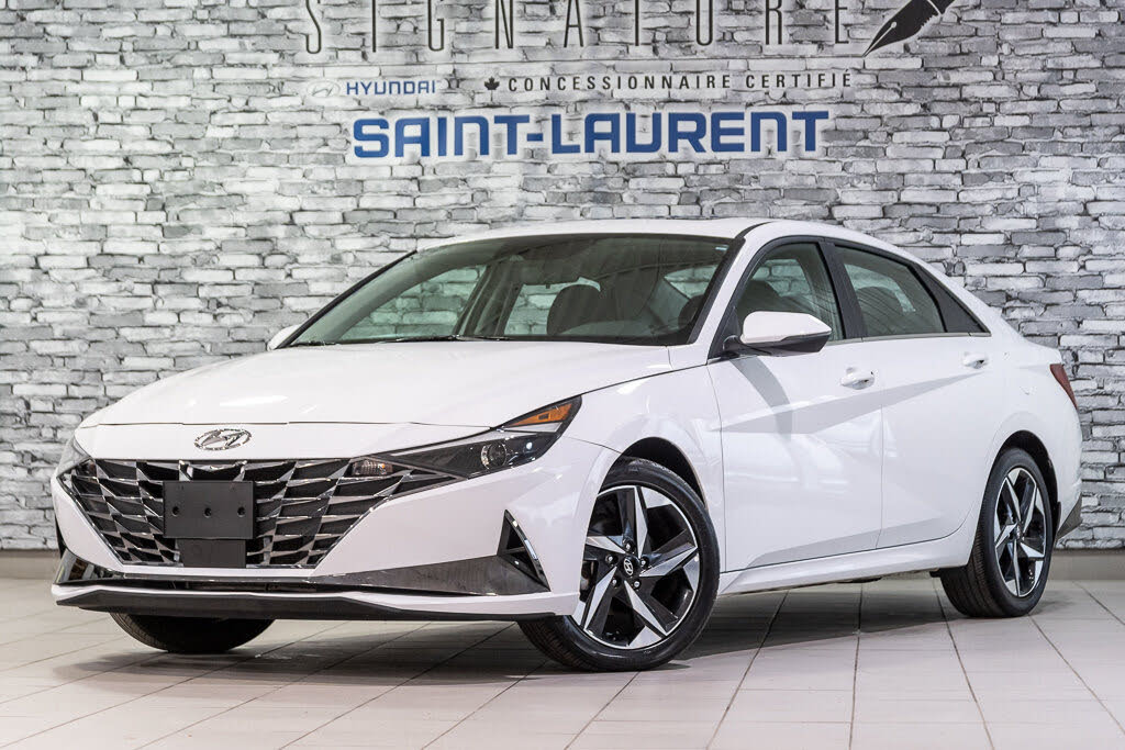 2023 Hyundai Elantra Luxury FWD