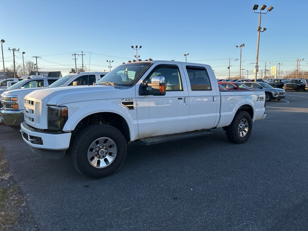 2010 Ford F-250 Super Duty XL Crew Cab 4WD