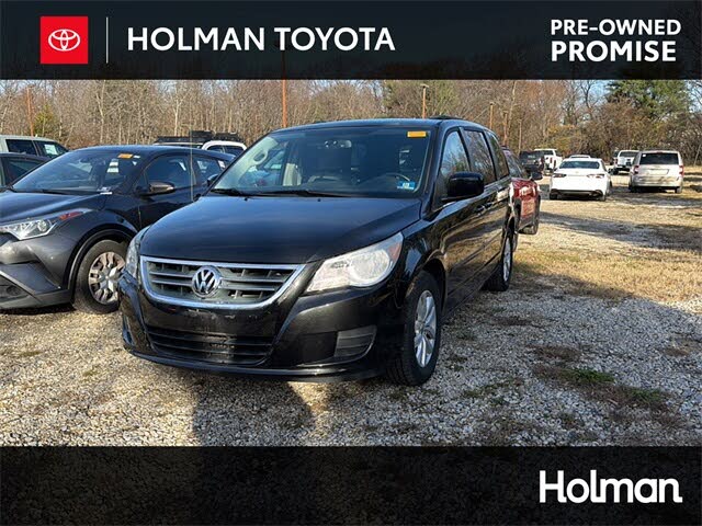 2012 Volkswagen Routan SE
