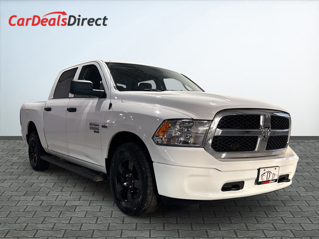 2022 RAM 1500 Classic SLT Crew Cab 4WD