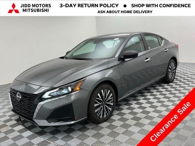 2024 Nissan Altima 2.5 SV FWD