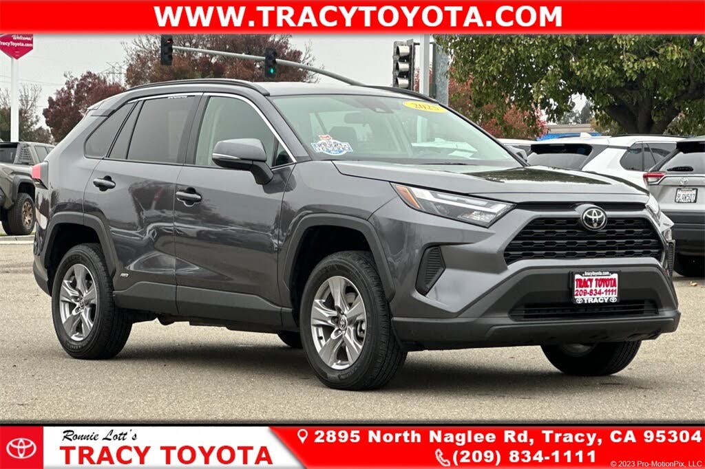 2025 Toyota RAV4 Hybrid XLE AWD