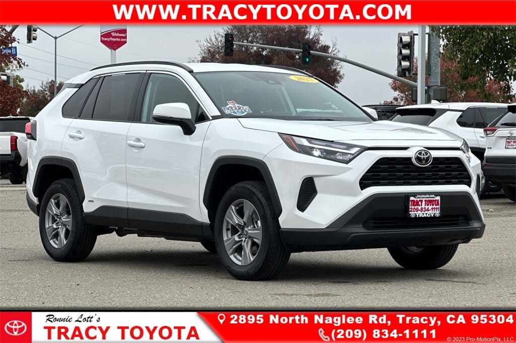 2025 Toyota RAV4 Hybrid XLE AWD